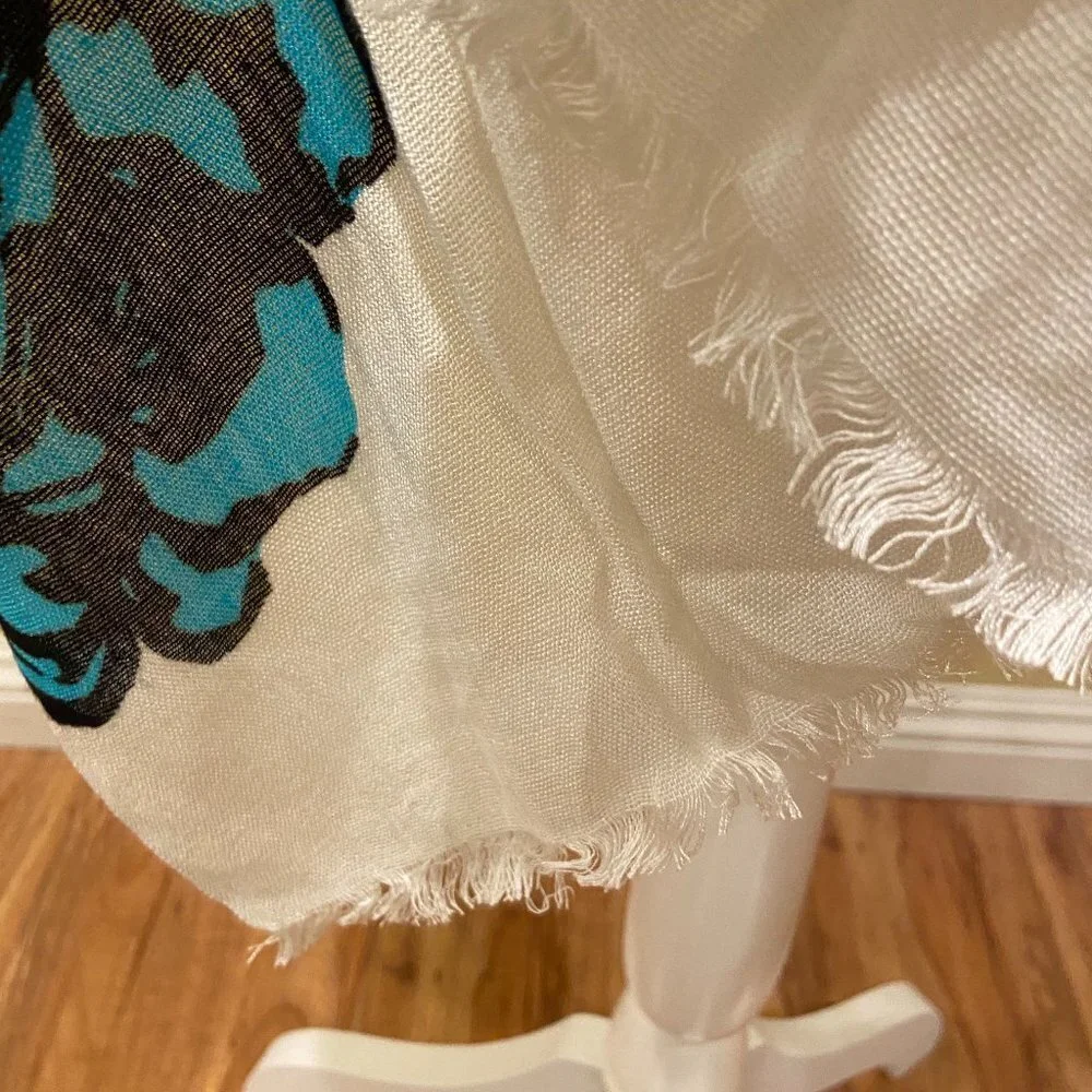 Collectioneighteen scarf wrap